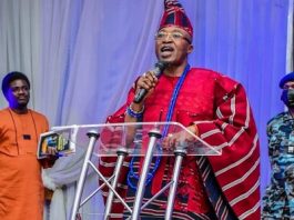 Oluwo of Iwoland Wins Africa Monarch of the Year Award