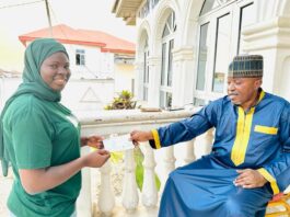 Babalaje Law School Scholarship: Oluwo Presents N500,000 to Outstanding Ileogbo-born, Adisa Basirat