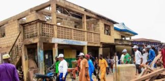 Oluwo Assesses Rainstorm Damage in Iwo, Calls for Government Intervention